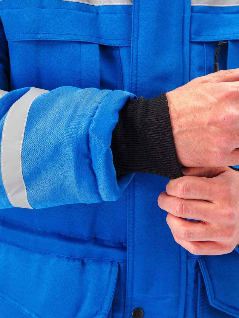 Костюм мужской "Зимник" зимний васильковый с темно-синим